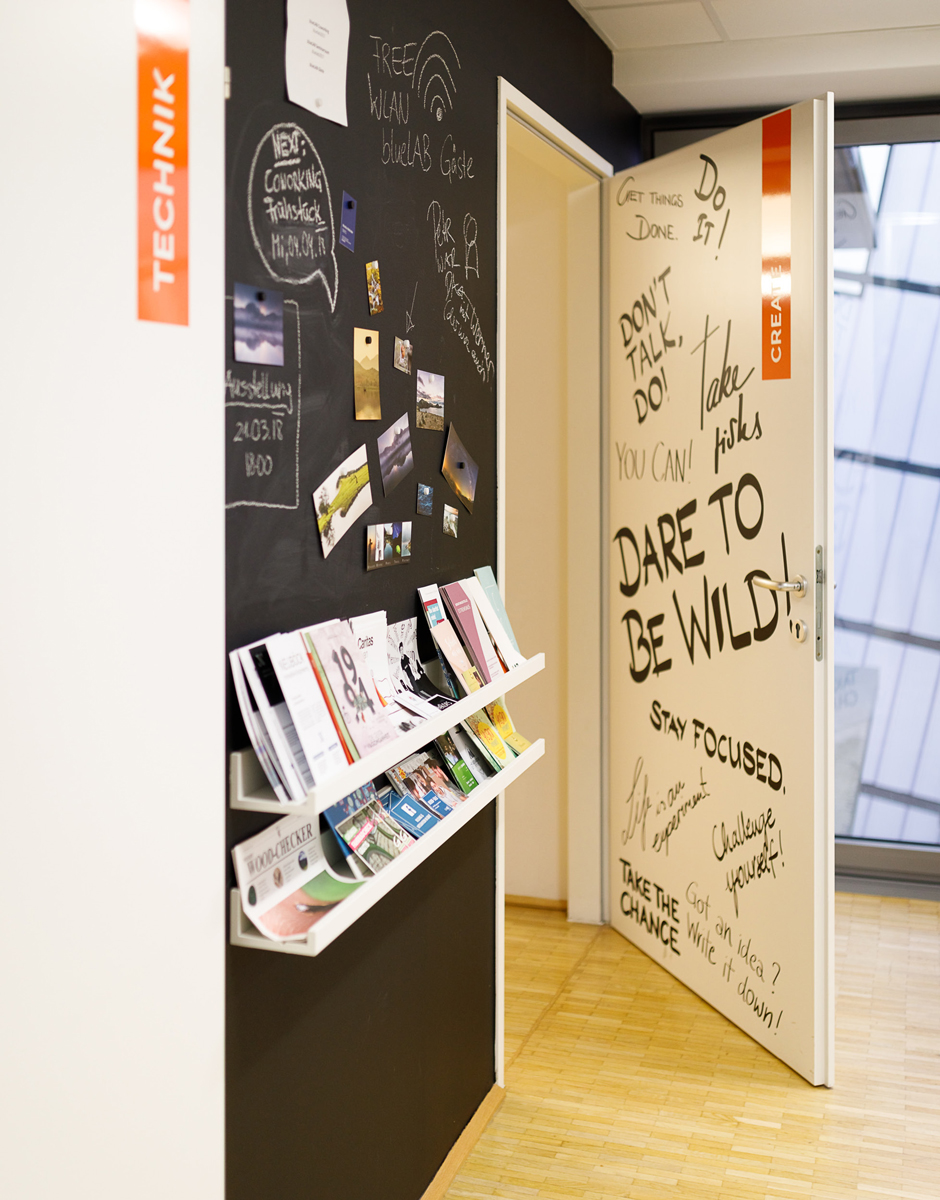 Büro Raumgestaltung für blueLAB - Coworking-Space im Rondo - von Werbeagentur look! design