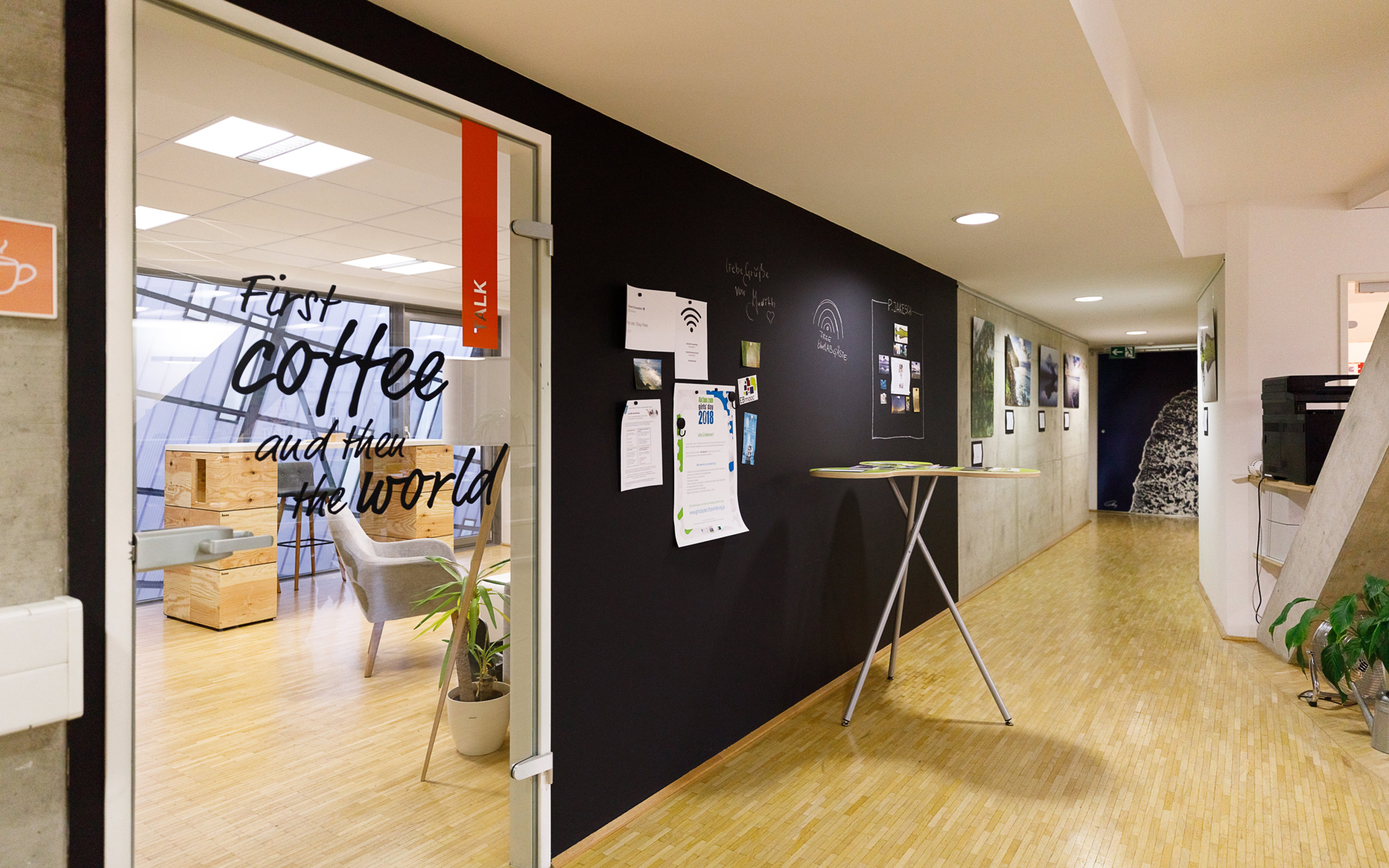 Büro Raumgestaltung für blueLAB - Coworking-Space im Rondo - von Werbeagentur look! design