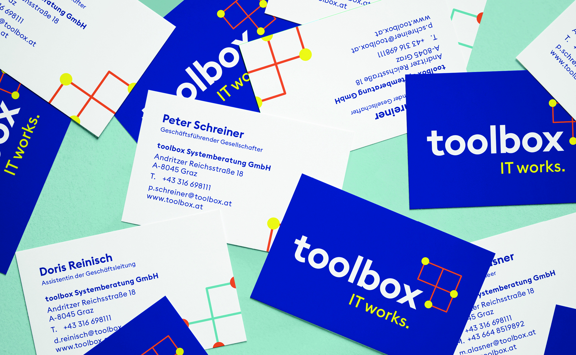 Visitenkarten im Rahmen des neuen Markenauftritts für toolbox Systemberatung von look! design