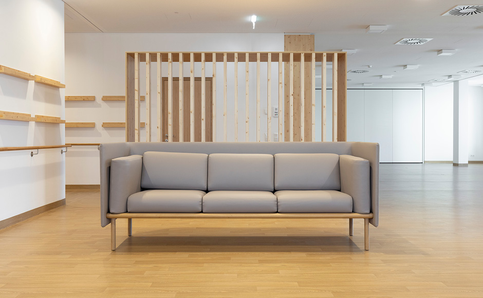 Trennelement mit Sofa für Wohnbereich