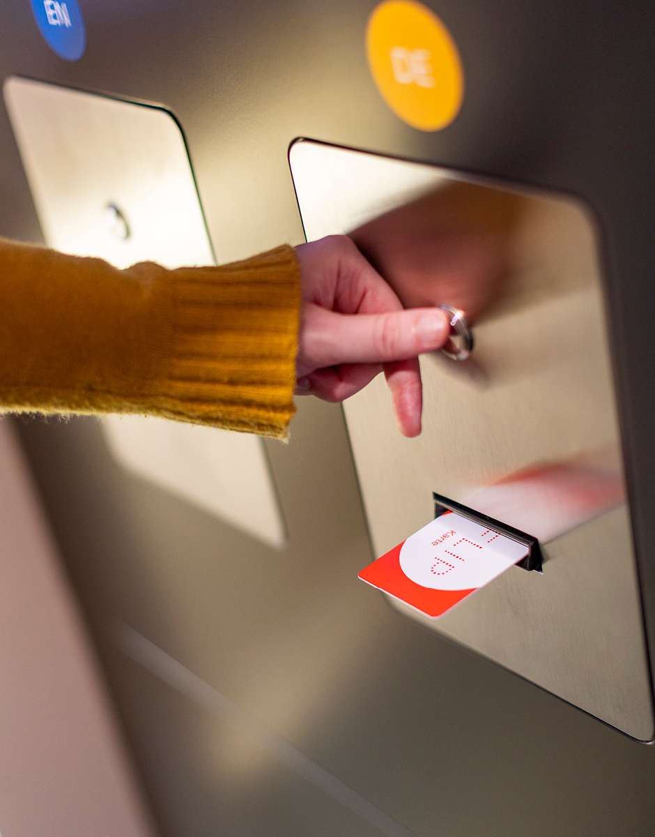 LOOK_Showcase_web_FLiP_04_FlipEingangl_Salondeluxe_300ppi-15_c_Salon Deluxe