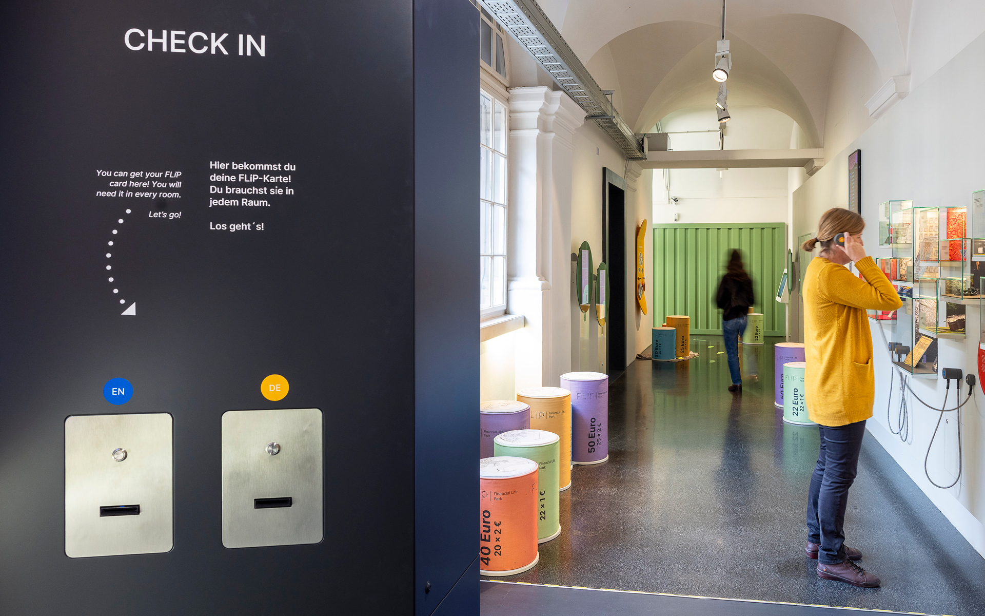 LOOK_Showcase_web_FLiP_05_FlipEingangl_Salondeluxe_300ppi-10_c_Salon Deluxe