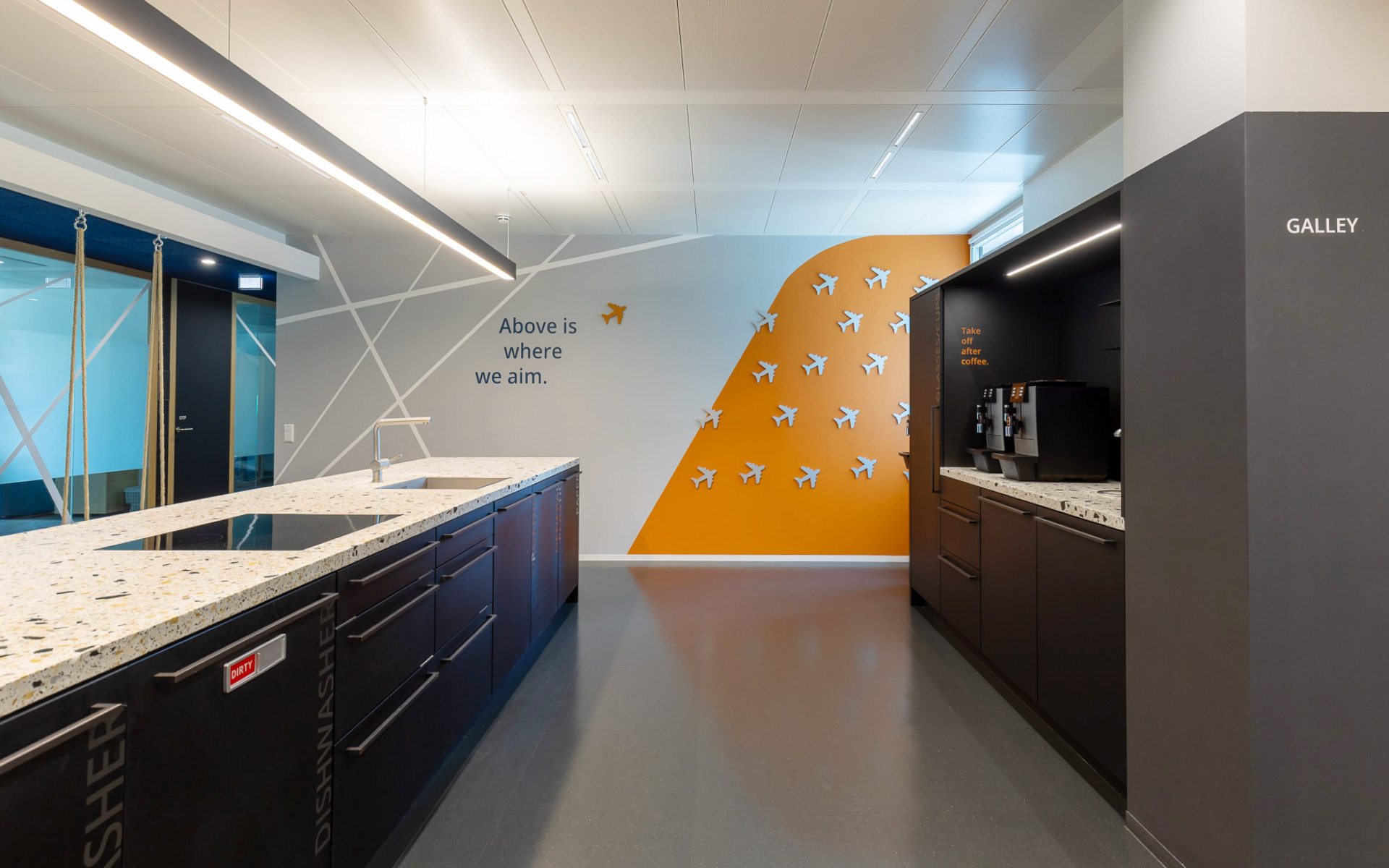 LOOK_Showcase_web_ADBSafegate2_4_c_Salon_Deluxe