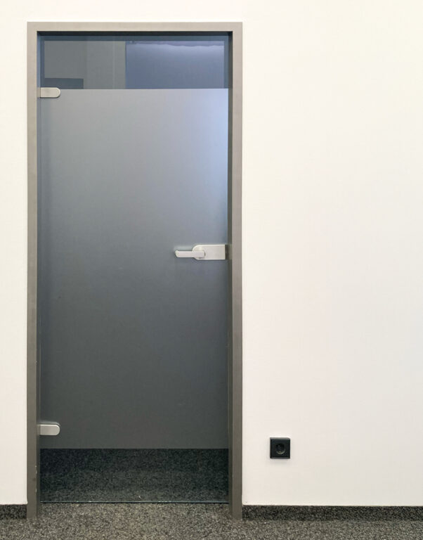 Chubb Österreich – Glastür ehemals ohne Folierung