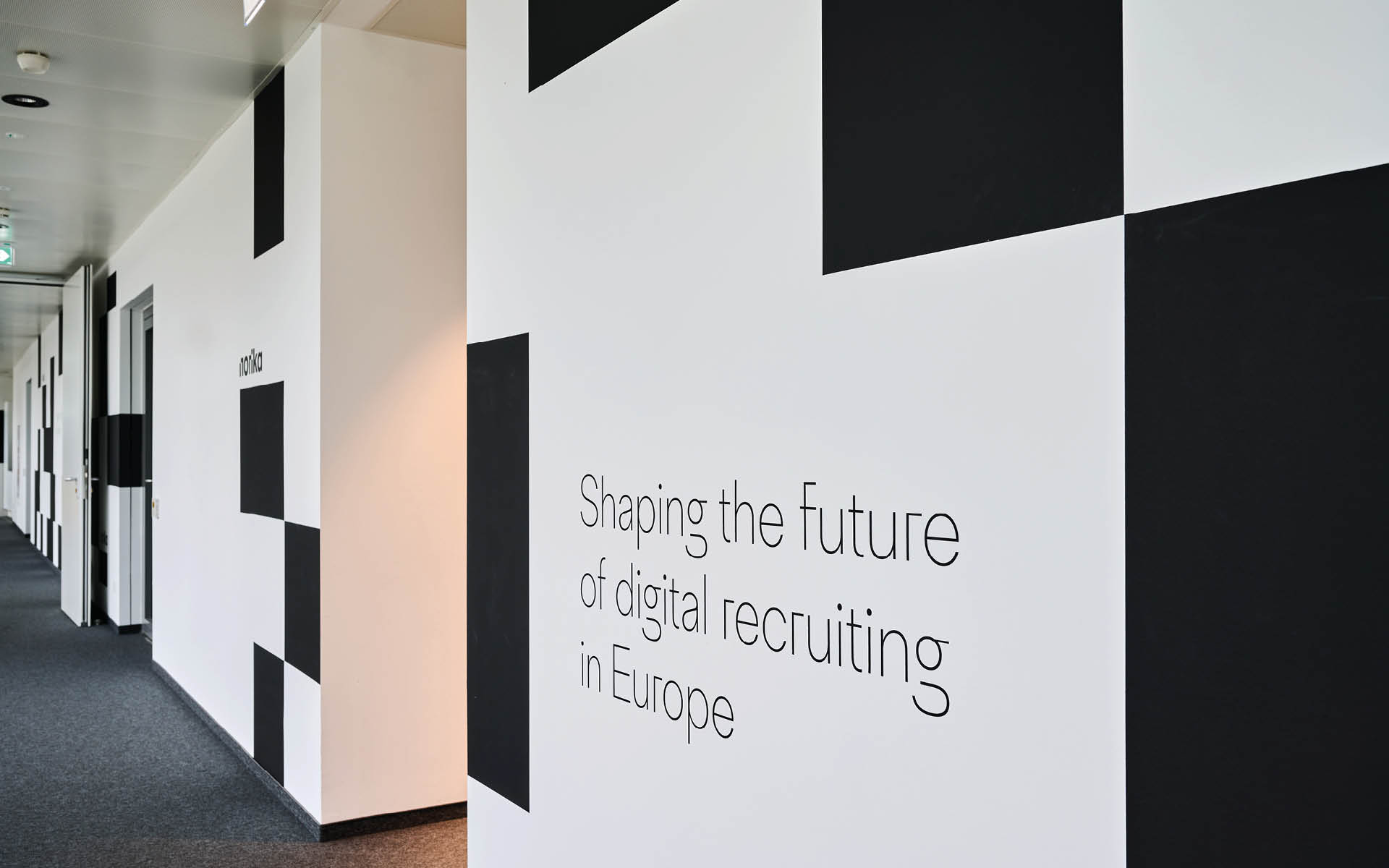 LOOK_Showcase_web_Norika_07_CM10891_r1_c-mavric