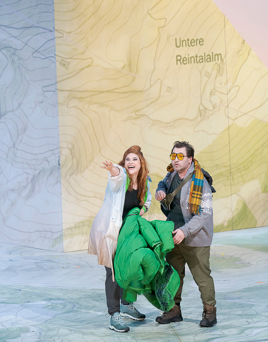 OOK_Showcase_Schoen_ist_die_Welt_5_c_Werner_Kmetitsch Bühnenbild zu "Schön ist die Welt" in der Oper Graz